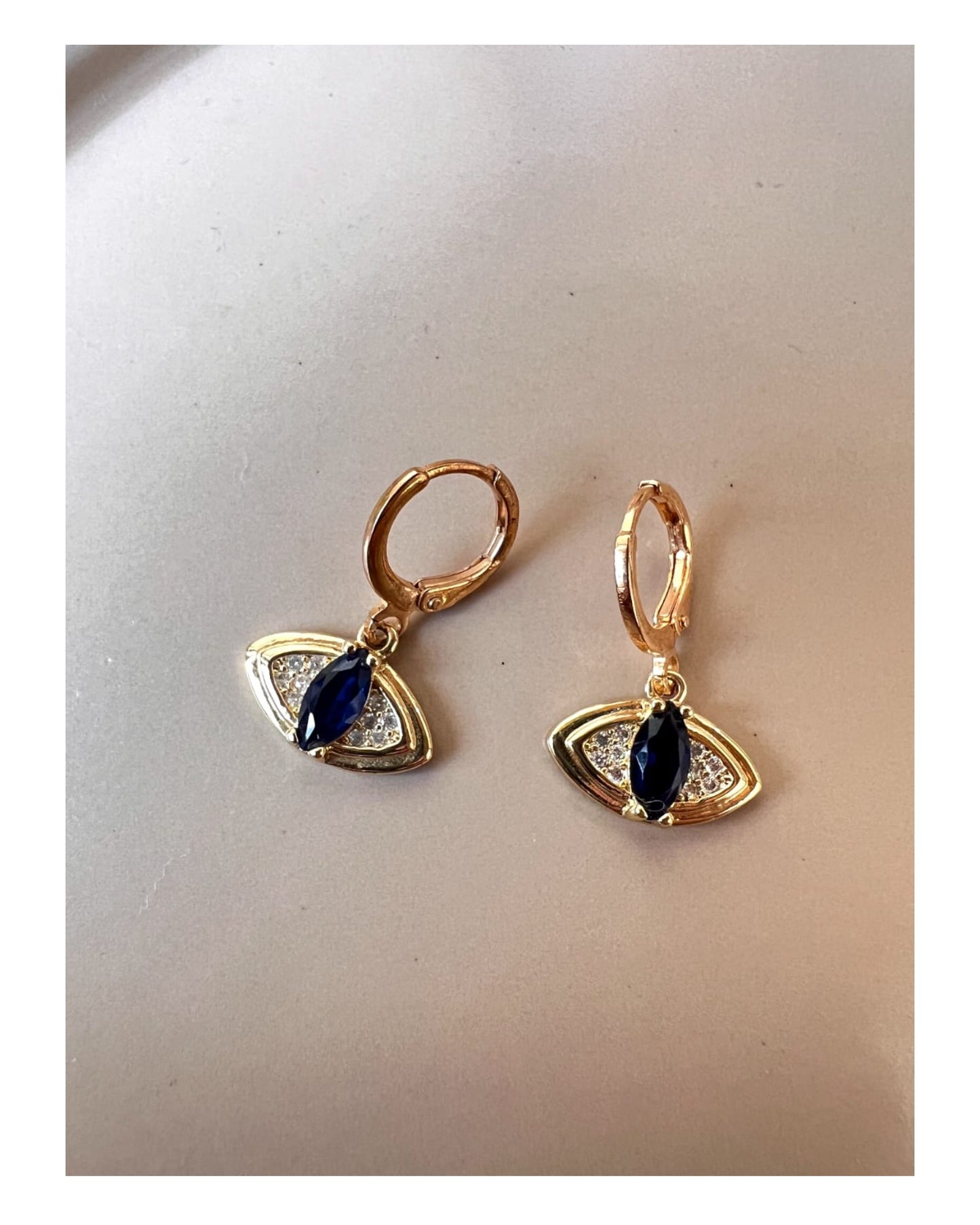 Aretes Blue Eye