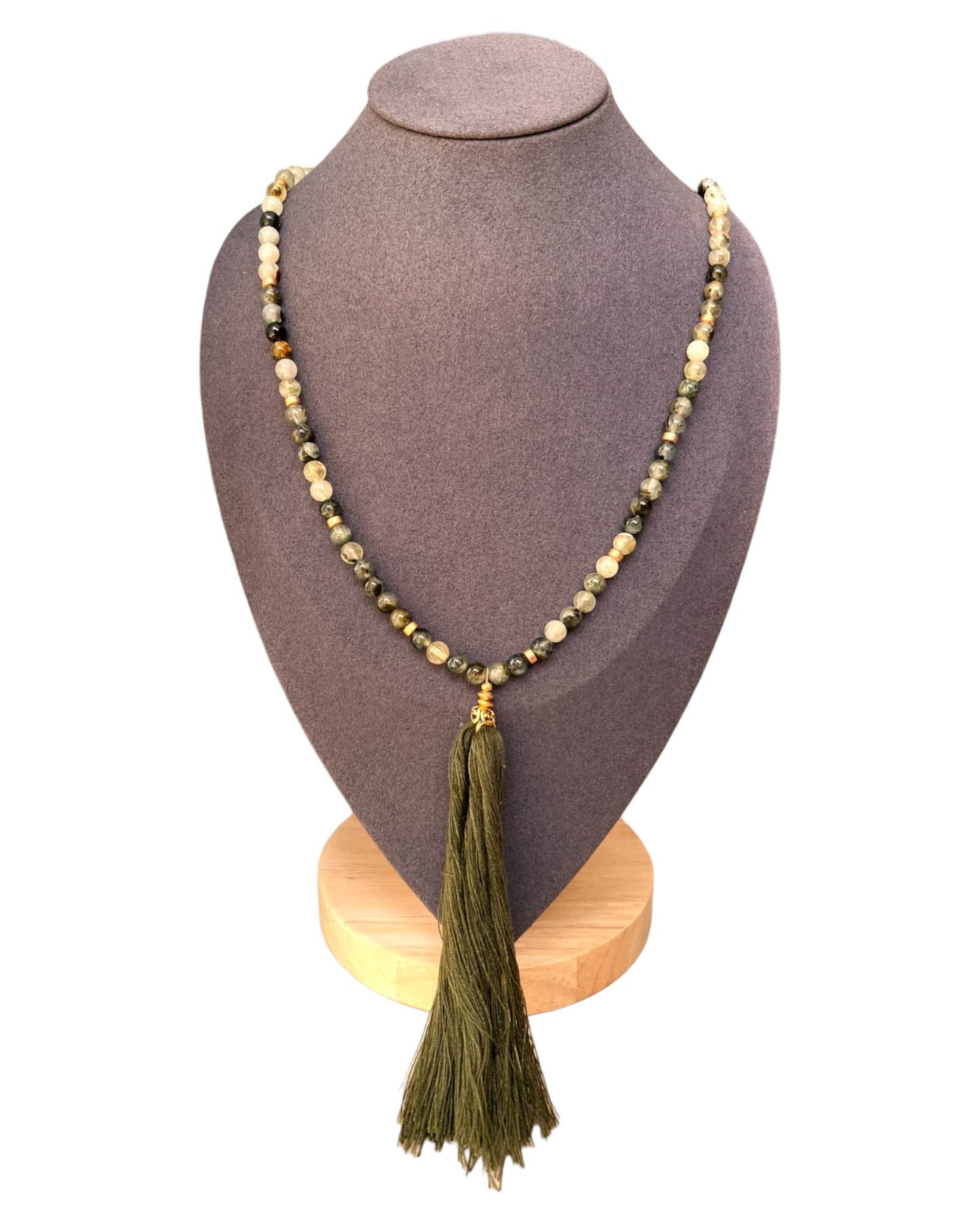 Collar Verde Musgo